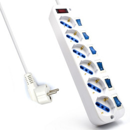 Ewent EW3932-3M estabilizador de corrente 6 tomada(s) CA Branco