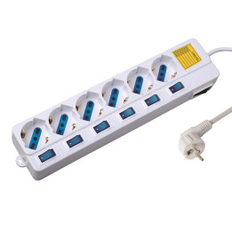 Ewent EW3932 estabilizador de corrente Branco 6 tomada(s) CA 1,5 m