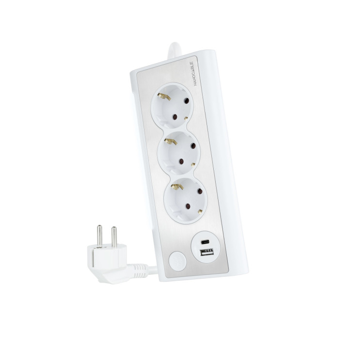 Nanocable 10.37.0013-W extensão elétrica 1,5 m 3 tomada(s) CA Interior Alumínio, Branco