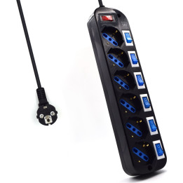 Ewent EW3851 estabilizador de corrente Preto 6 tomada(s) CA 220 V 1,5 m