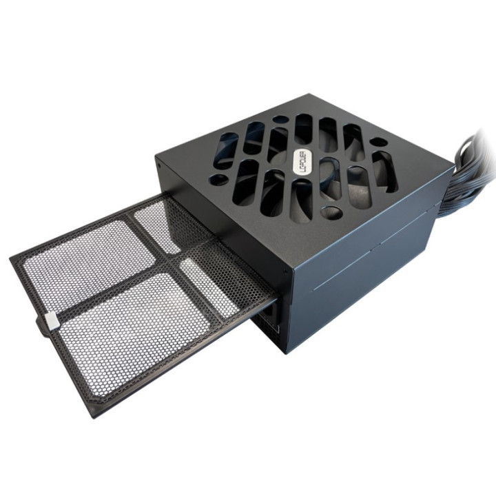 Fonte LC-Power LC600SI V2.31 Integrator 600W 80 PLUS® 140mm ATX Preta