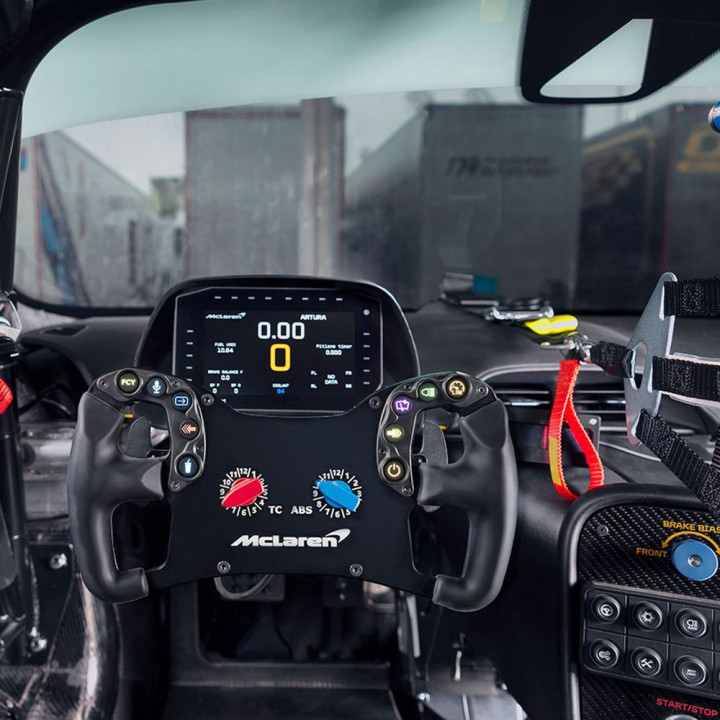 Volante Ascher Racing McLaren Artura GT4