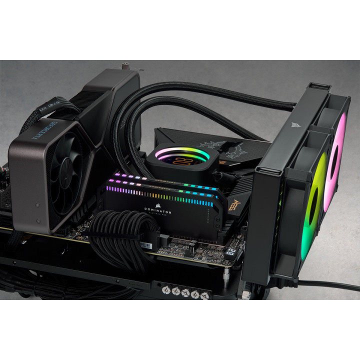 Corsair Dominator CMT32GX5M2E6000C36 módulo de memória 32 GB 2 x 16 GB DDR5 6000 MHz