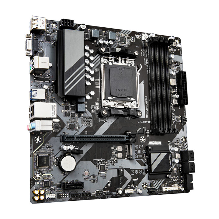 GIGABYTE A620M DS3H motherboard AMD A620 Ranhura AM5 micro ATX
