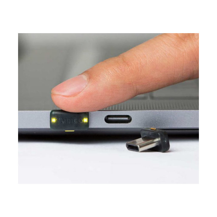 Yubico YubiKey 5C Nano FIPS