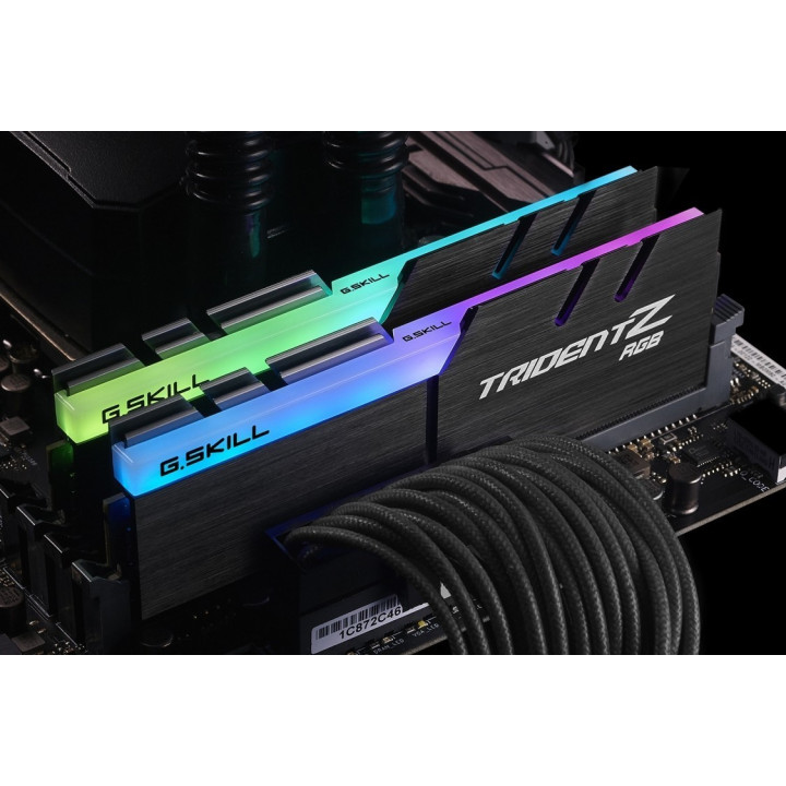 Memória G.Skill Trident Z RGB Black 16GB (2x8GB) DDR4 3000Mhz
