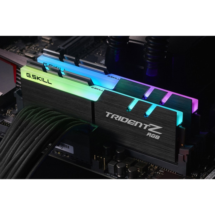 Memória G.Skill Trident Z RGB Black 16GB (2x8GB) DDR4 3000Mhz